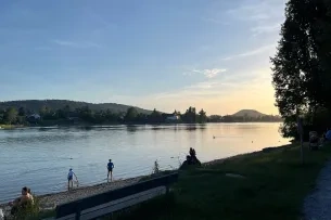 Sonnenuntergang über dem Rhein