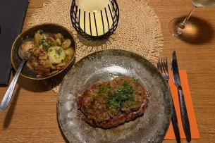 Teller mit Essen